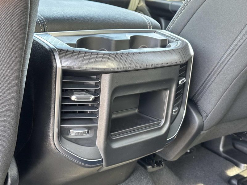 New 2026 RAM 1500 Big Horn Crew Cab 4x2 5'7' Box