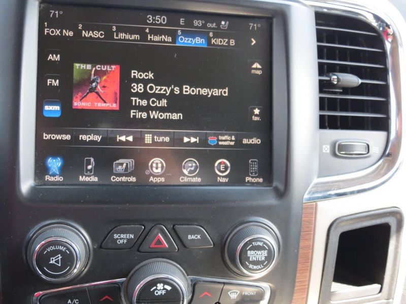 Used 2015 RAM 1500 Laramie 4x4 4dr Crew Cab 5.5 ft. SB PickupImage 20