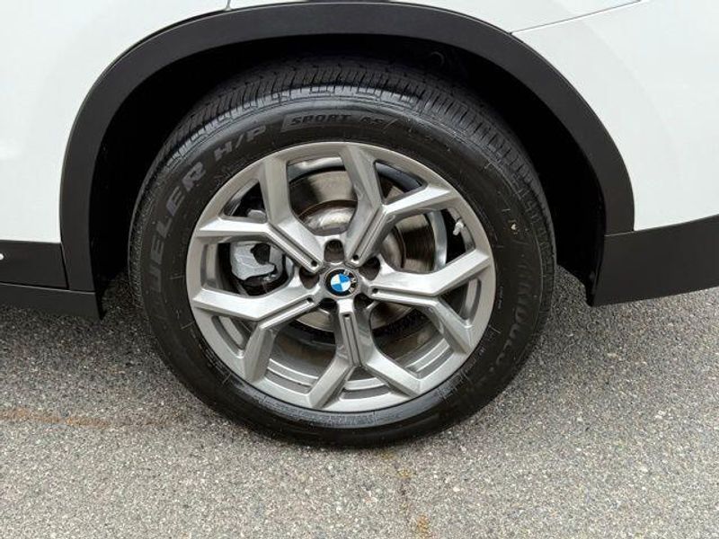 Used 2023 BMW X3 sDrive30iImage 14
