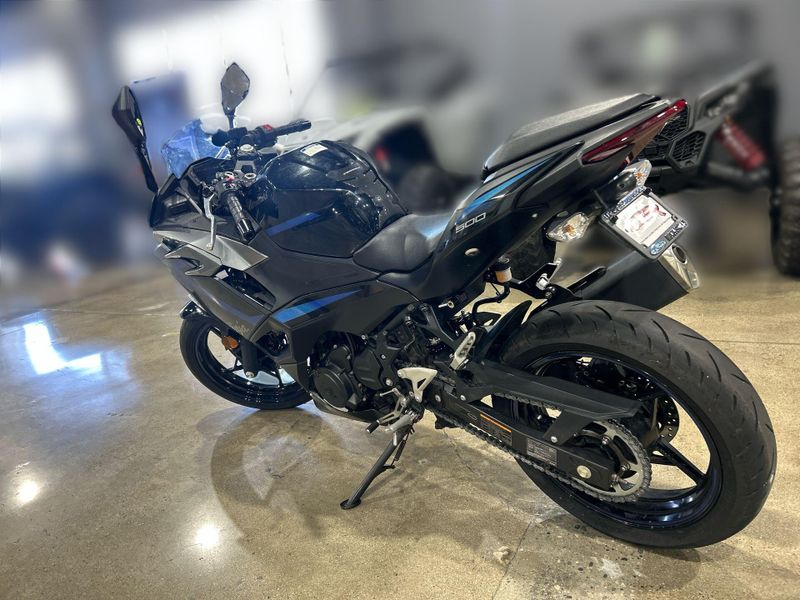Used 2025 Kawasaki NINJA 500 Image 16