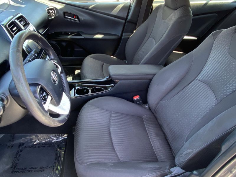 Used 2018 Toyota Prius ThreeImage 16
