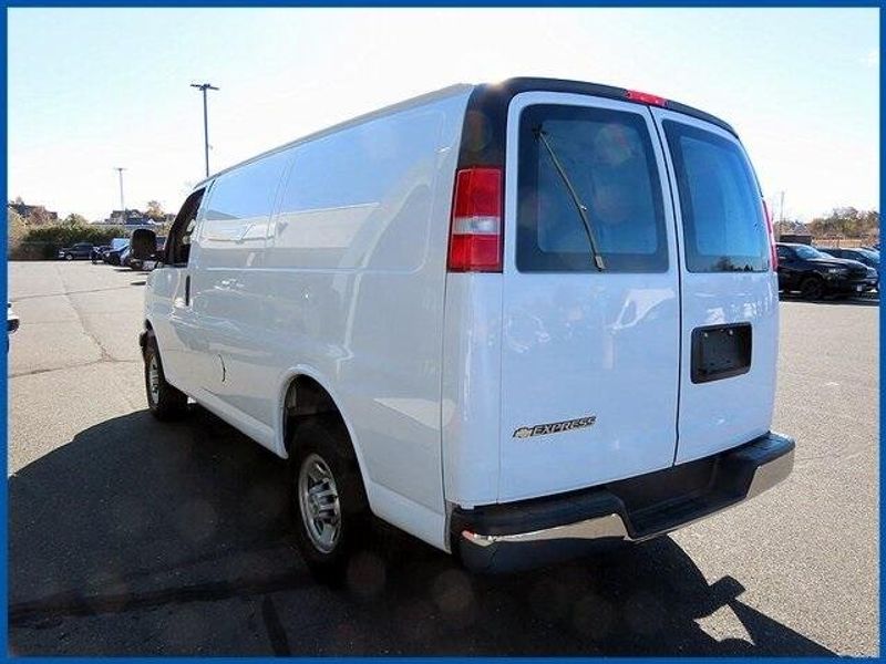 2022 Chevrolet Express Cargo Work VanImage 5