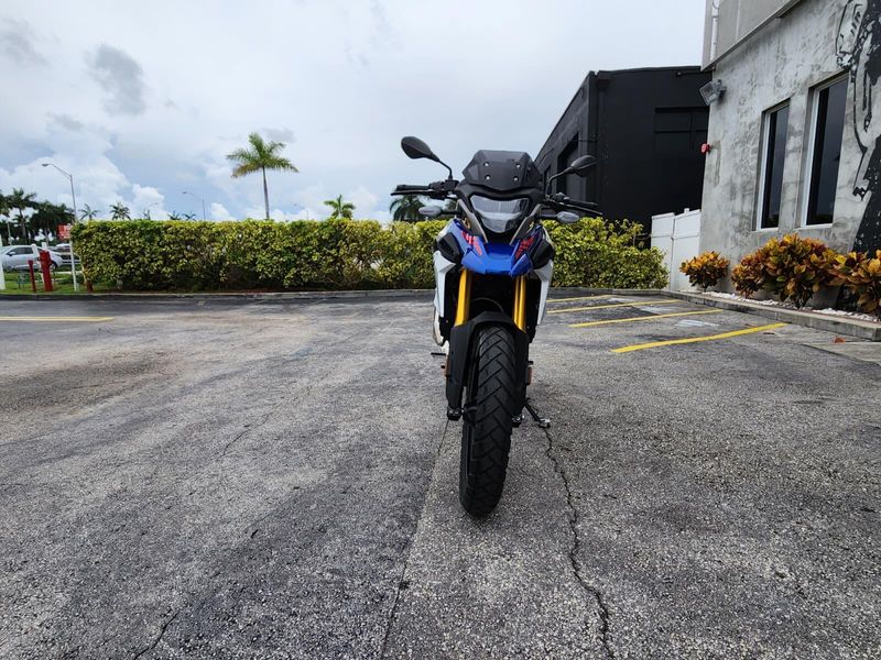 2024 BMW G 310 GSImage 2