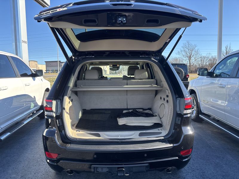 Used 2020 Jeep Grand Cherokee OverlandImage 9