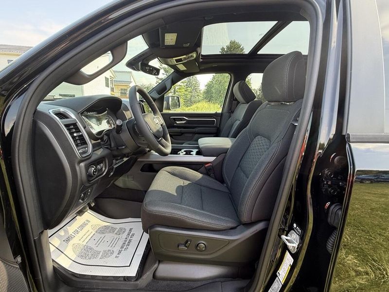 2026 Ram 1500 Big Horn photo 9