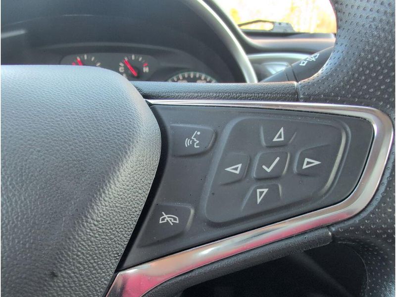 Used 2024 Chevrolet Malibu LTImage 23