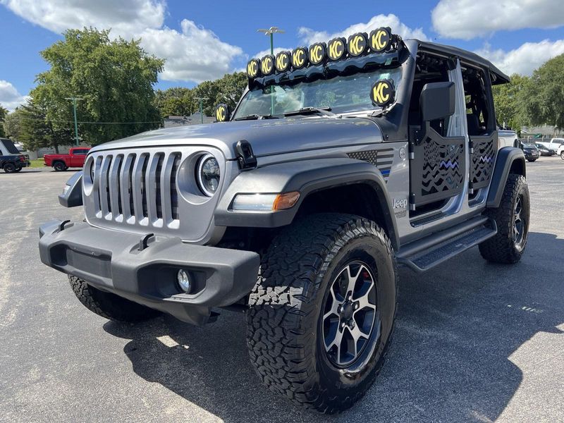 2018 Jeep Wrangler Unlimited Sport S photo 9