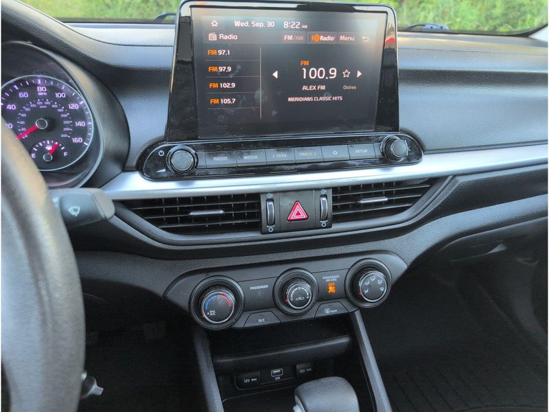 Used 2023 Kia Forte LXSImage 13