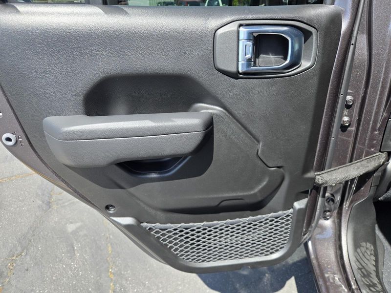 New 2026 Jeep Wrangler 4-door 85th Anniversary Edition