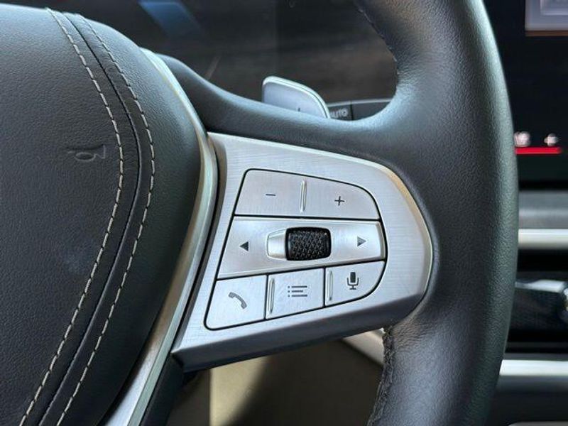 Used 2024 BMW X7 xDrive40iImage 26