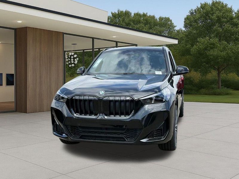 New 2026 BMW X1 xDrive28iImage 3