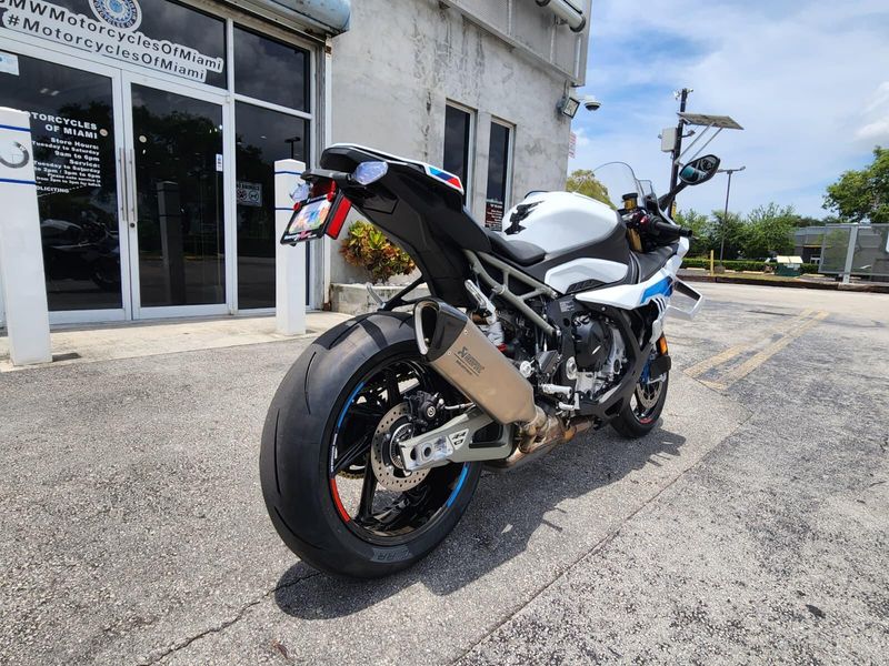 2026 BMW S 1000 RRImage 13
