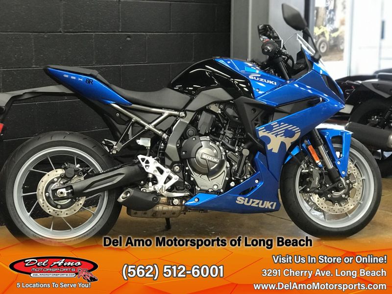 2025 Suzuki GSX-8R Image 14