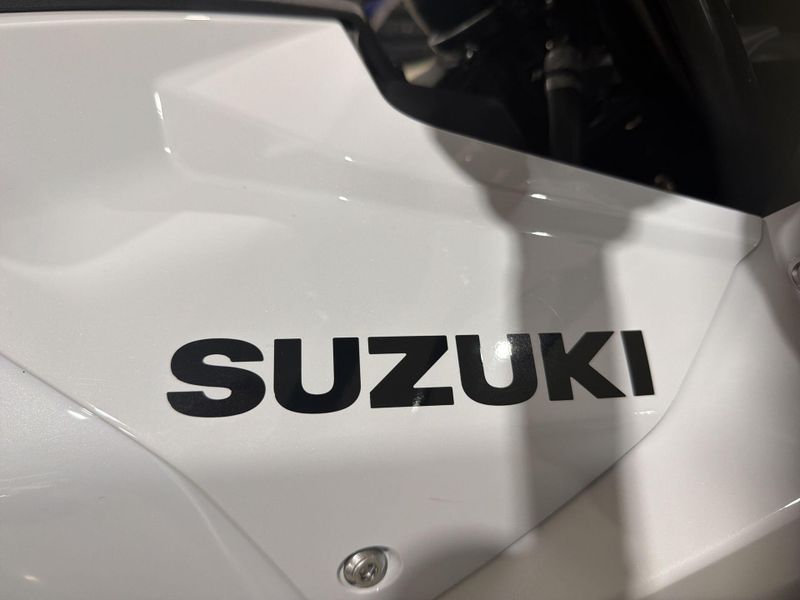 New 2026 Suzuki GSX-8R Image 26
