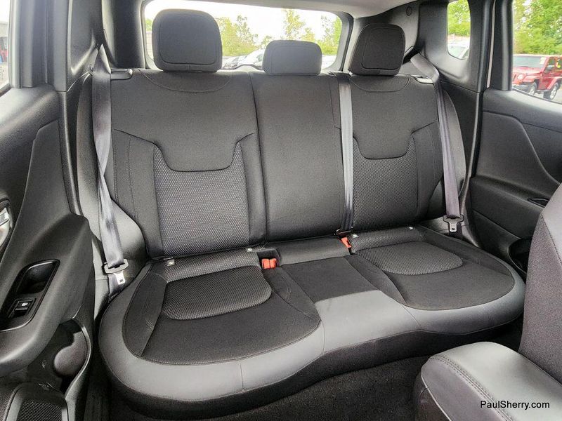 Used 2020 Jeep Renegade Altitude