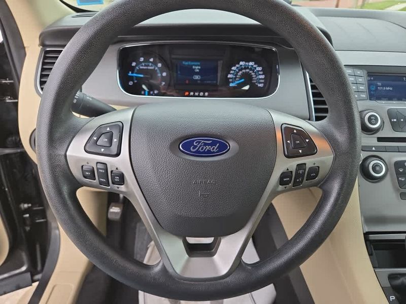 2019 Ford Taurus SEImage 26