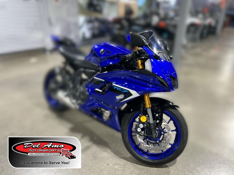 New 2025 Yamaha YZF-R7 
