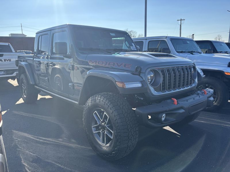 New 2026 Jeep Gladiator Mojave X 4x4Image 3