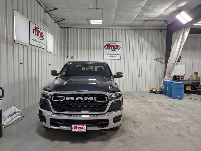 2025 RAM 1500 Big Horn Crew Cab 4x4 5