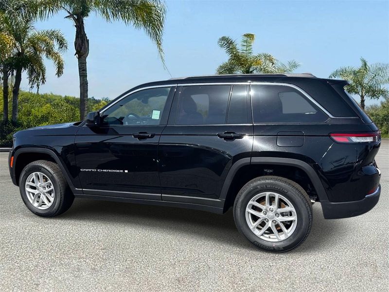 New 2026 Jeep Grand Cherokee Laredo X 4x2