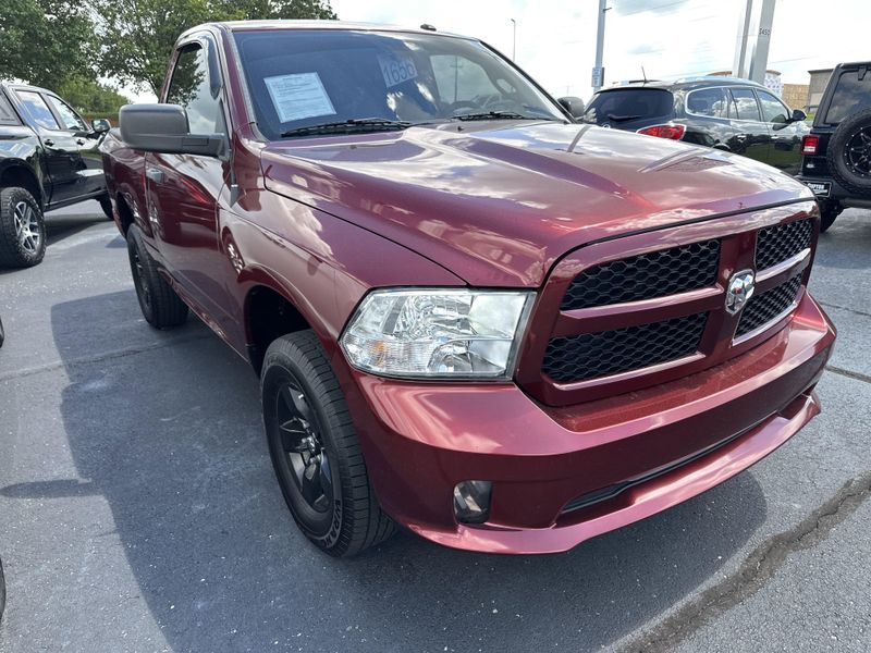 Used 2016 RAM 1500 ExpressImage 3