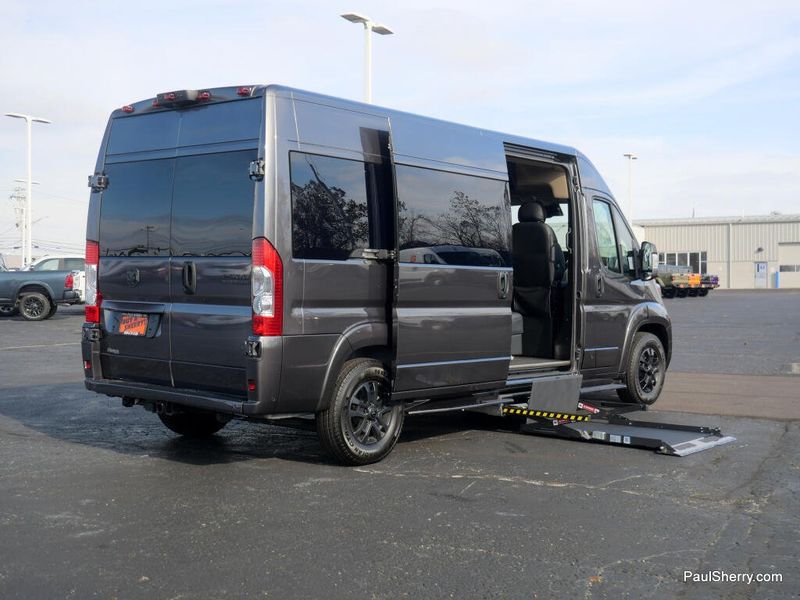 New 2024 RAM Promaster 2500 Slt+ Window Van High Roof 159' Wb
