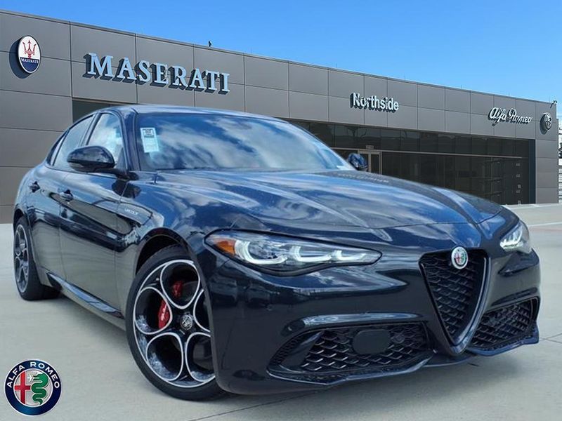 New 2025 Alfa Romeo Giulia RwdImage 1