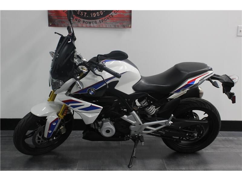 2018 BMW G 310 R Image 2