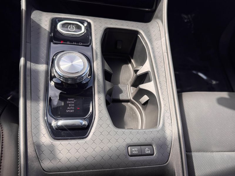 2024 Wagoneer S Launch EditionImage 24