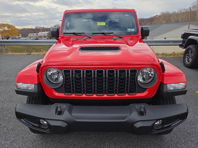 2026 Jeep Gladiator Sport S photo 4
