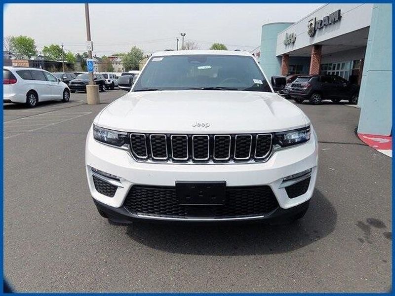2025 Jeep Grand Cherokee LimitedImage 3