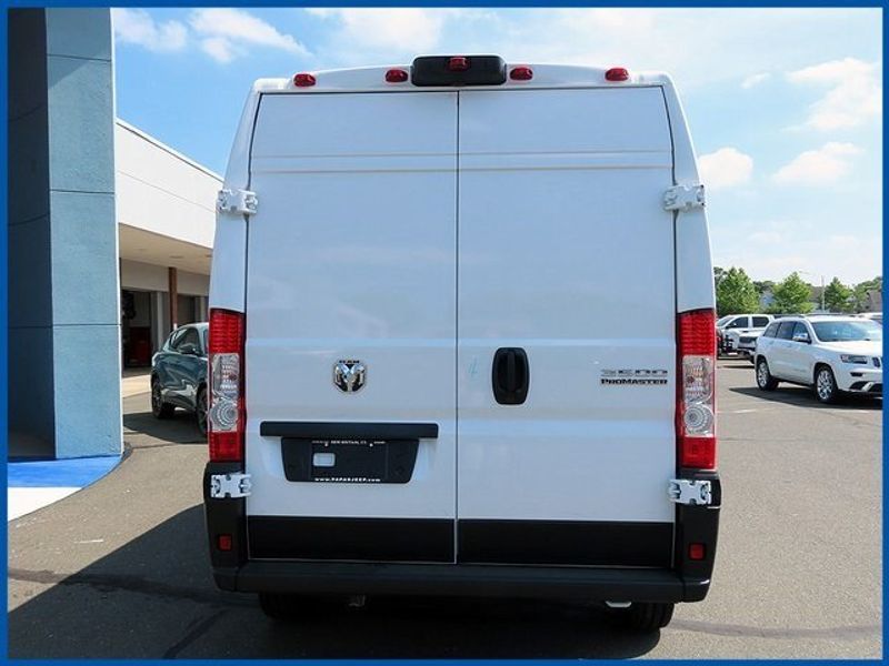 2024 RAM ProMaster High RoofImage 6