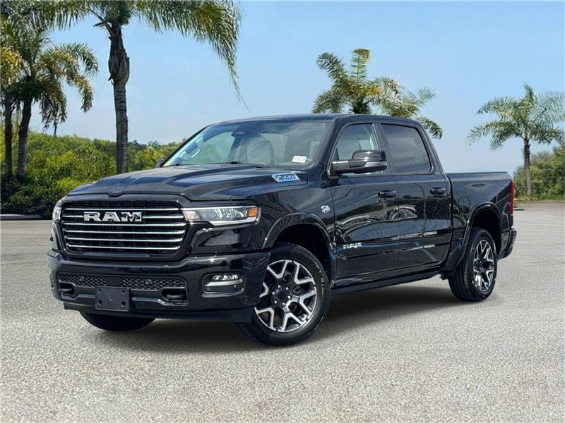 New 2026 RAM 1500 Laramie Crew Cab 4x4 5'7' Box