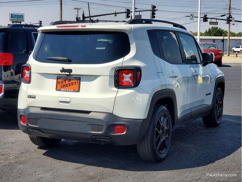 2020 Jeep Renegade Altitude photo 7