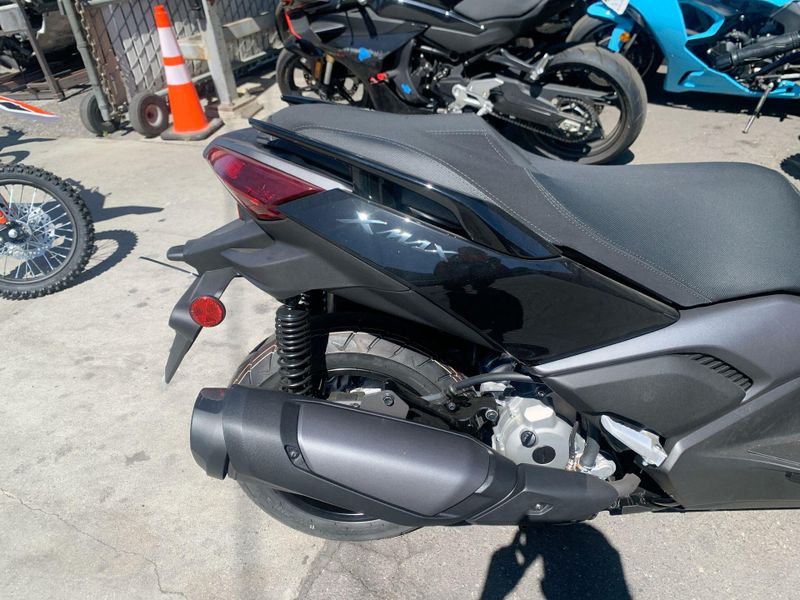 New 2025 Yamaha Xmax Image 10