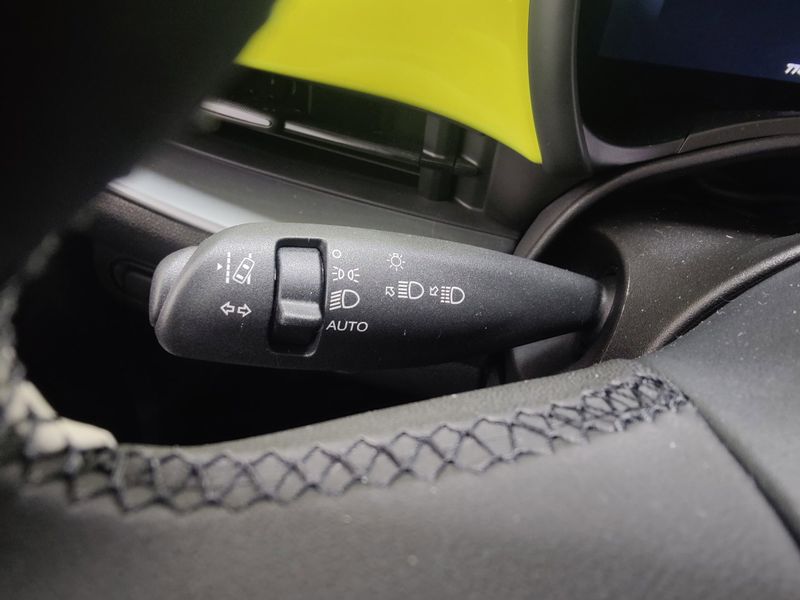 New 2025 Fiat 500e IconaImage 22