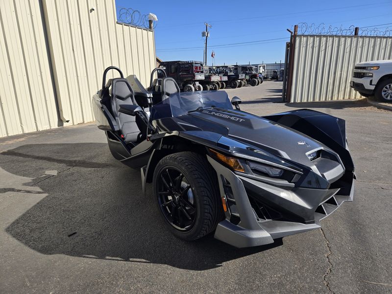 NEW 2025 POLARIS SLINGSHOT SLR AUTODRIVE Image 1