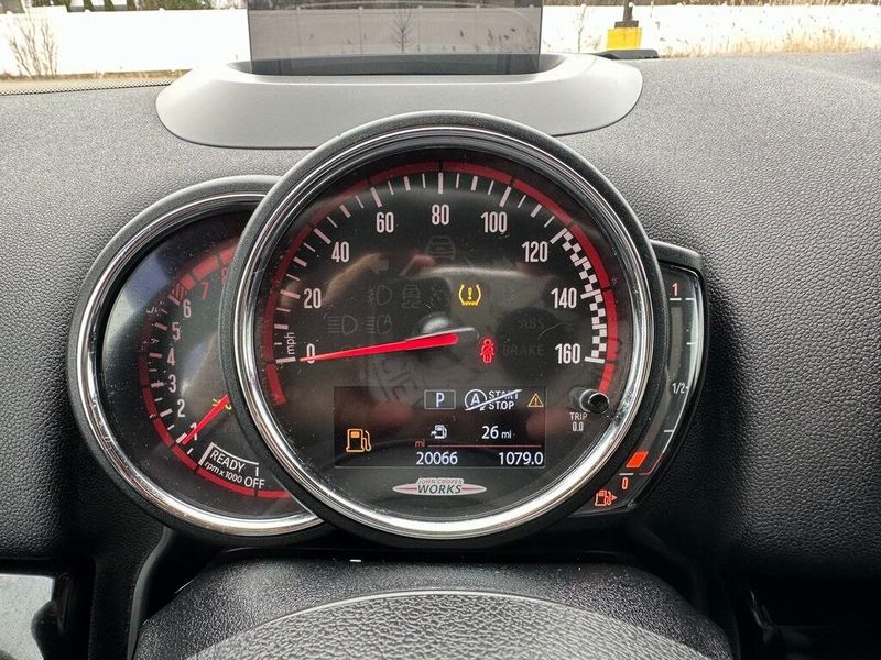 2018 MINI Countryman BaseImage 20