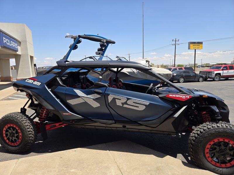 2025 Can-Am MAVERICK R MAX X RS 999T DCT DUSTY NAVY AND LEGION RED Image 2