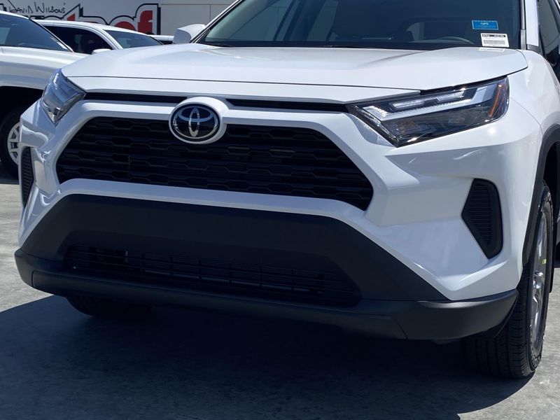 New 2025 Toyota RAV4 XLEImage 7