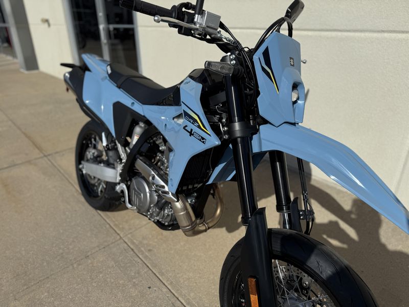 2025 Suzuki DRZ 4SMImage 6