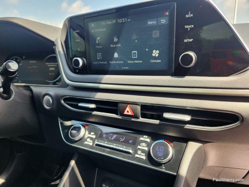 2022 Hyundai Sonata SELImage 32