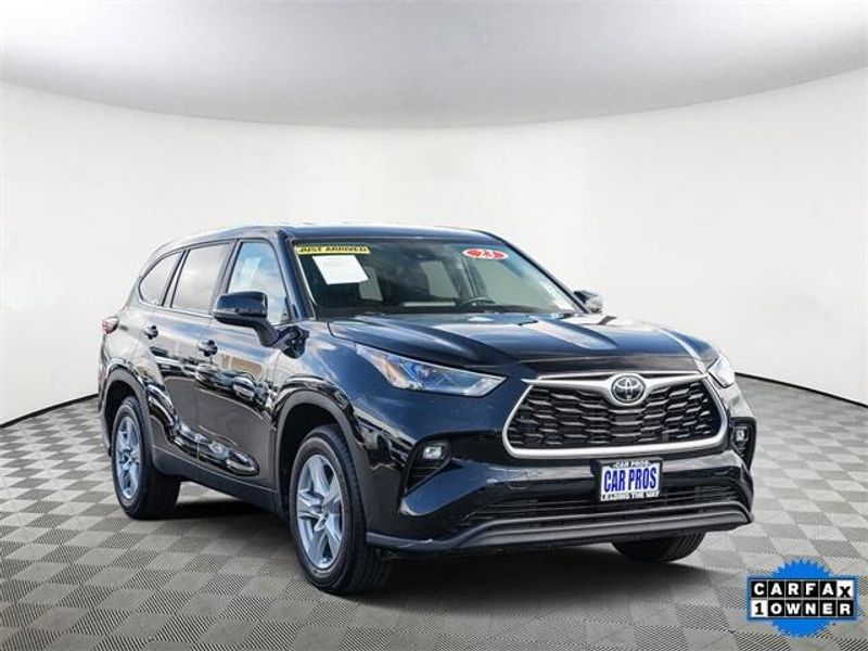 Used 2023 Toyota Highlander LImage 5