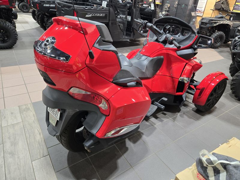 USED 2013 CAN-AM SPYDER RT Image 7