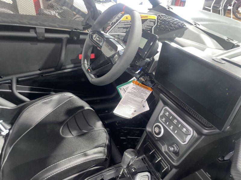 New 2027 Can-Am MAVERICK X3 MAX X RS TURBO RR Image 27