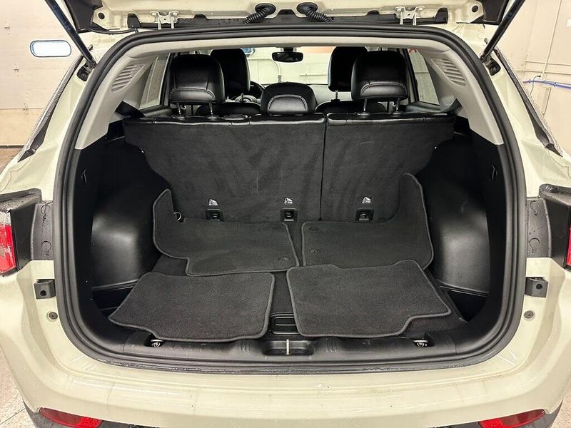 2020 Jeep Compass LatitudeImage 16
