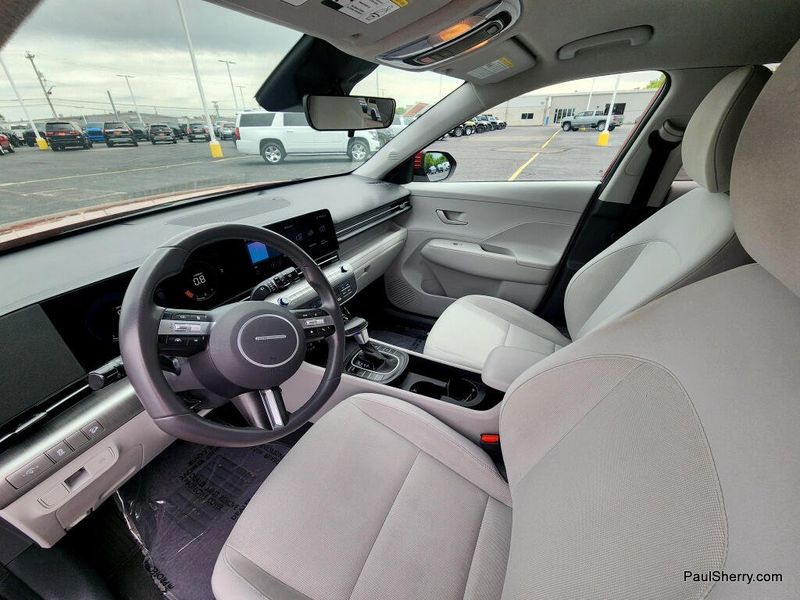 Used 2024 Hyundai Kona SEL