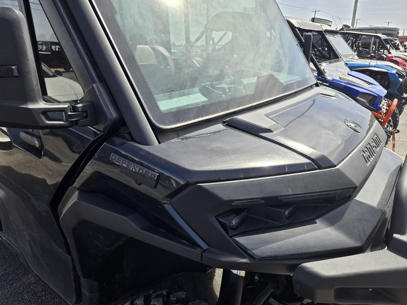 USED 2026 CAN-AM SSV DEF MAX TEXCAB 65 HD11 BK HB 26 LIMITED HD11 Image 6