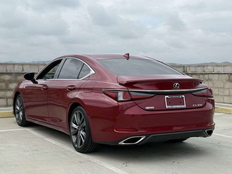 2021 Lexus ES 350 F-SPORTImage 10