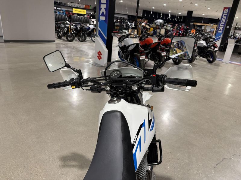 New 2026 Suzuki DR650S Image 25